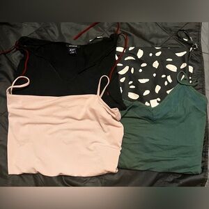 Bundle 4 women’s tank tops GAP express H&M old navy small